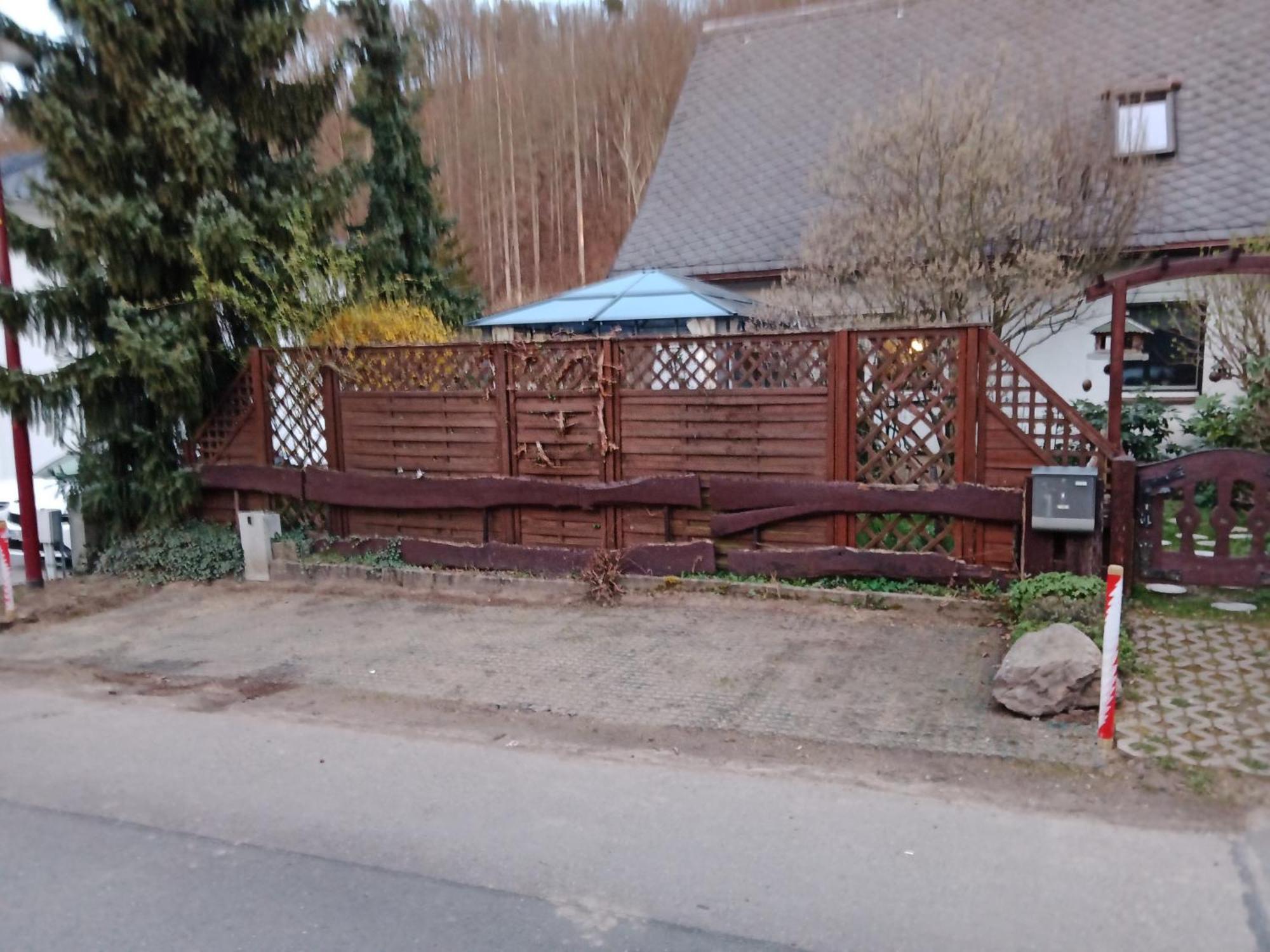 Haus Am Waldrand Lejlighed Freital Eksteriør billede